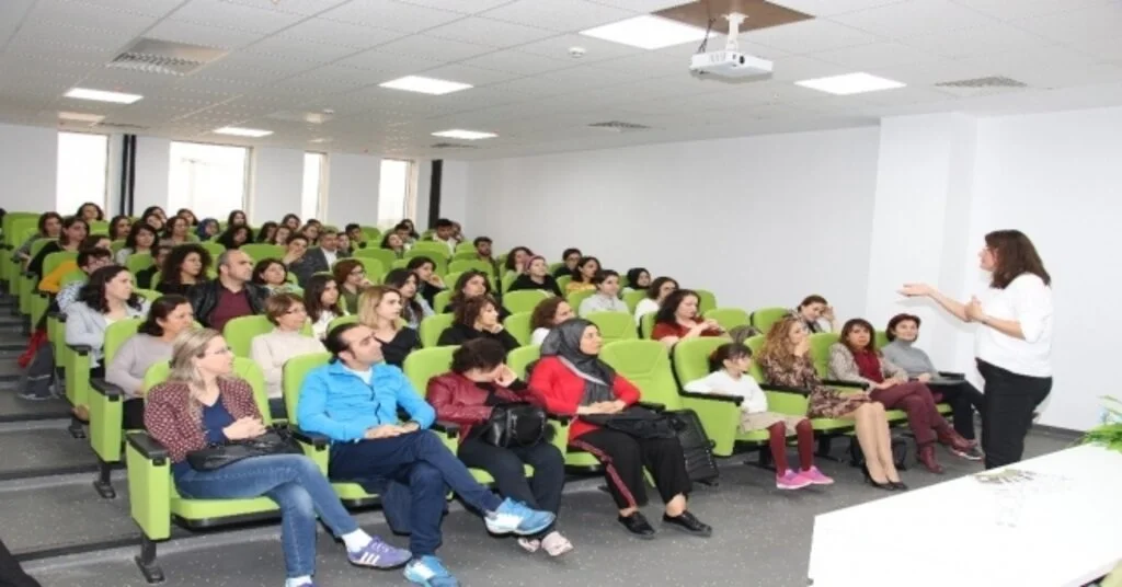 Adüde “Büyüklere Masallar” Etkinliği Gerçekleştirildi