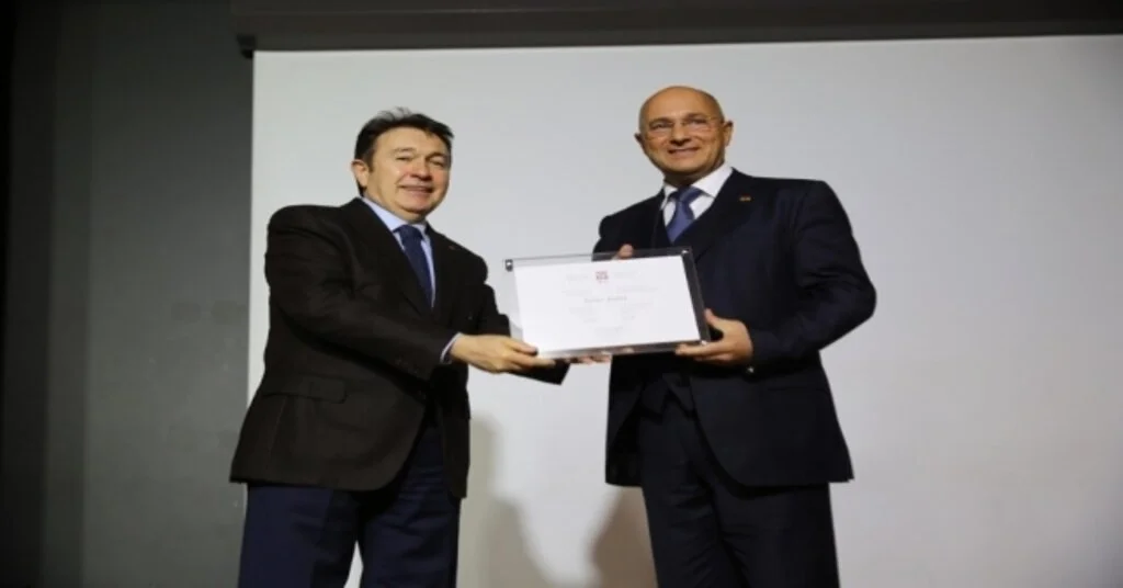 Agüden Fahri Profesörlük Unvanı