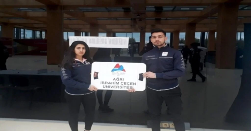 Aiçü Öğrencisi Kick Boks Da Türkiye Şampiyonu Oldu