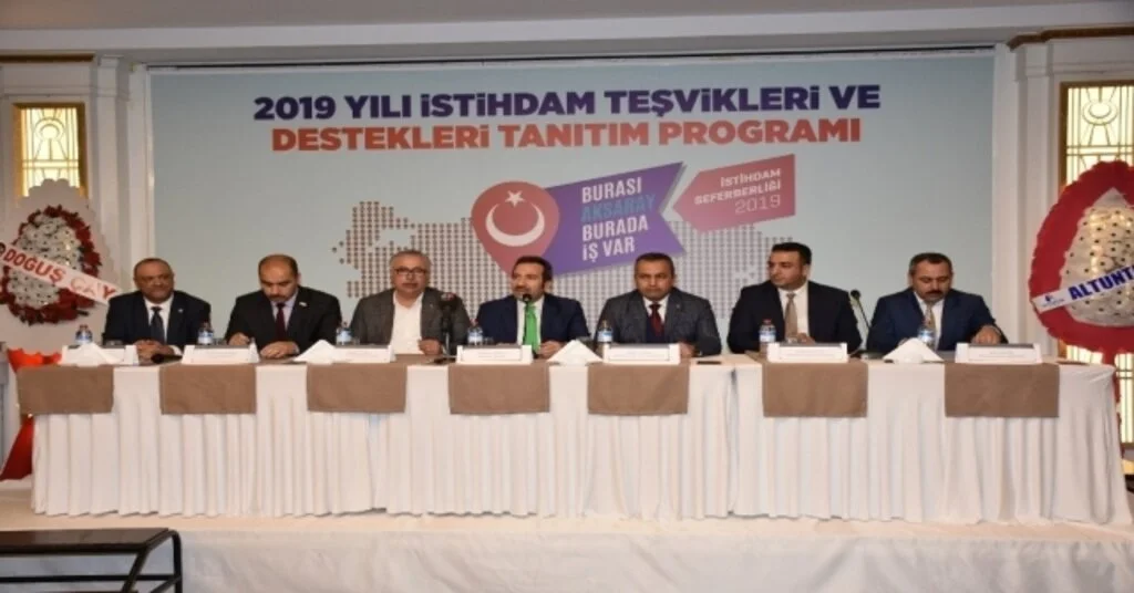 Aksarayda İş Adamları Ve Bürokrasi Lansman Toplantısında Bir Araya Geldi