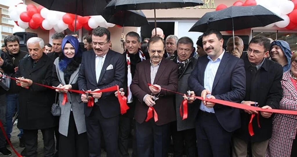 Atakum'da 3 Sosyal Projeye Kurdele Kesildi