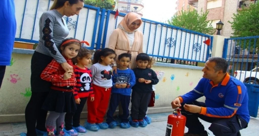 Aydında Miniklere, Deprem Ve Yangın Eğitimi