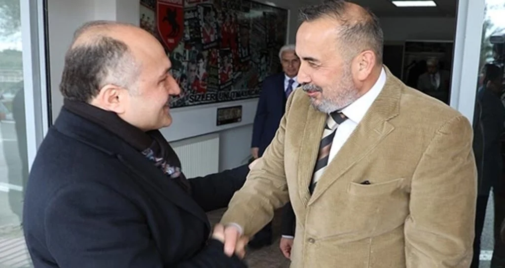 Bağımsız Samsun Büyükşehir Belediye Başkan Adayı Erhan Usta Samsunspor'da