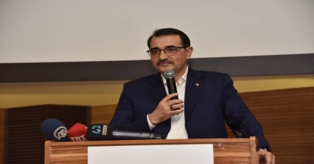 Bakan Dönmez, Akdenizdeki Sondaj Çalışmaları İçin Dua İstedi