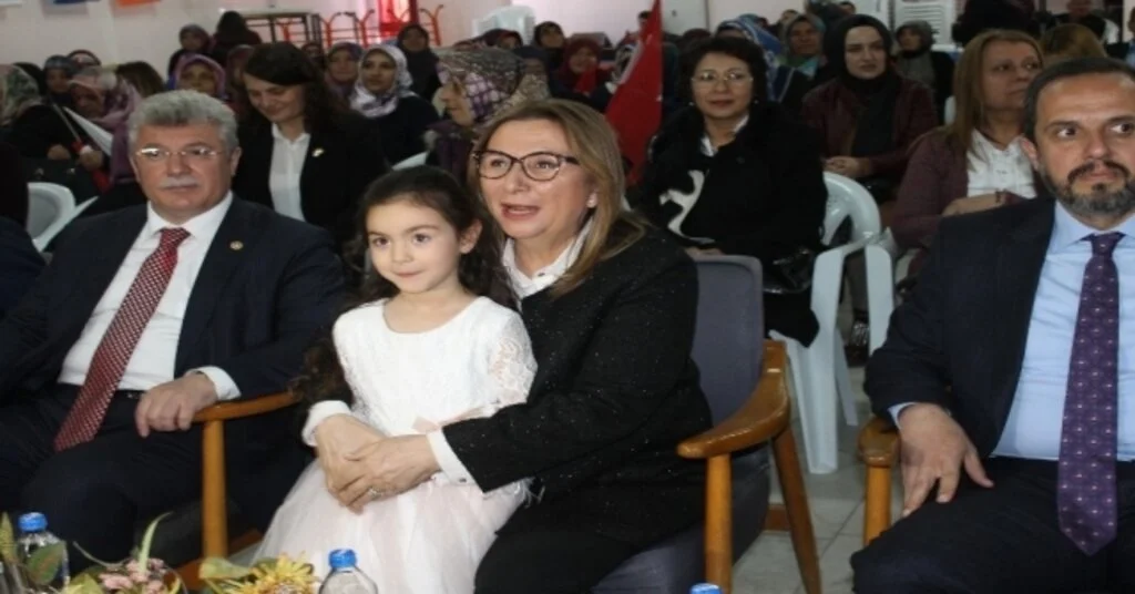 Bakan Pekcan: Ülkemizi Bir Üst Lige Taşıyacağız