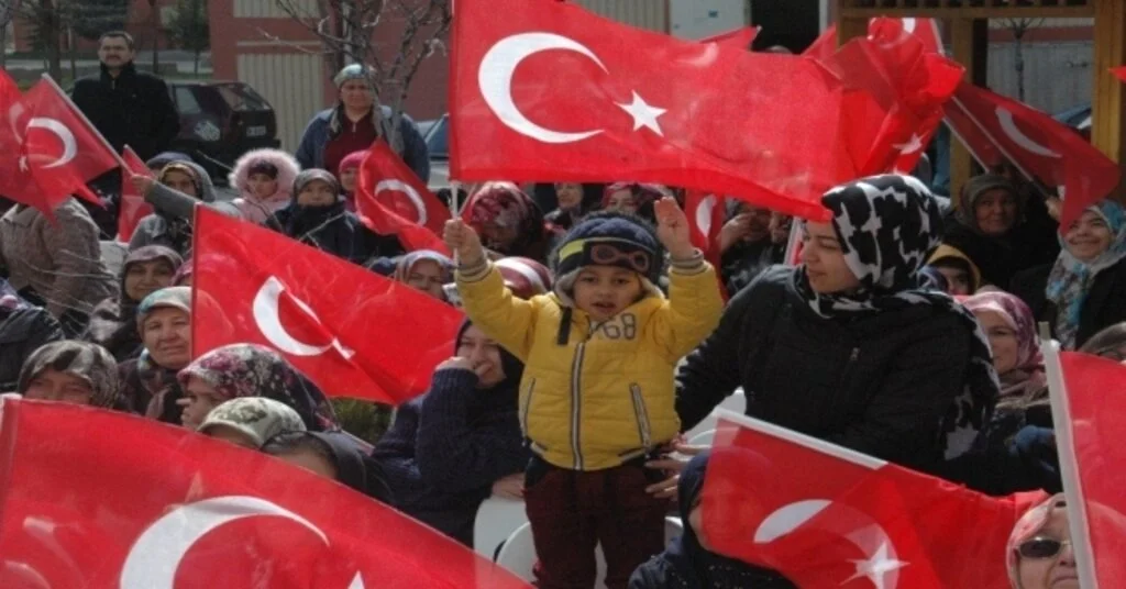 Bakan Selçuk: Türkiyenin Kalbi Kahramankazanda, Kahramankazanın Kalbi Uzayda Atacak