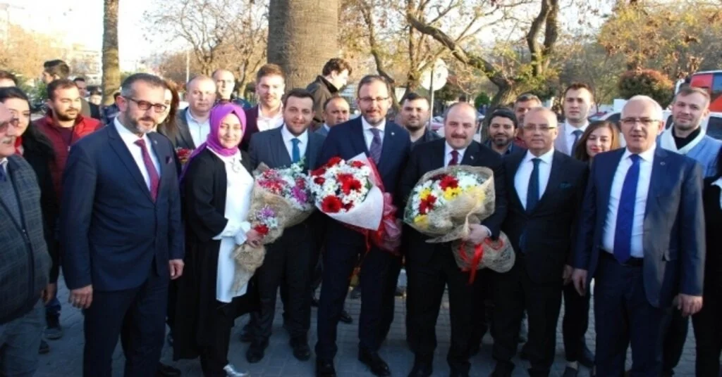 Bakan Varank Ve Kasapoğlundan Salihliye Ziyaret