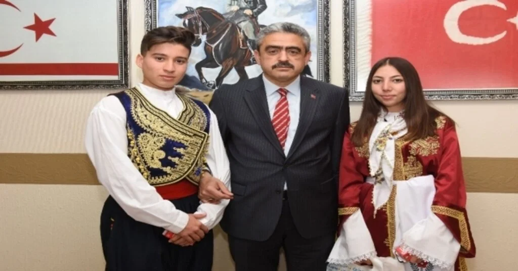 Başkan Alıcık, Halk Dansları Ekiplerini Ağırladı