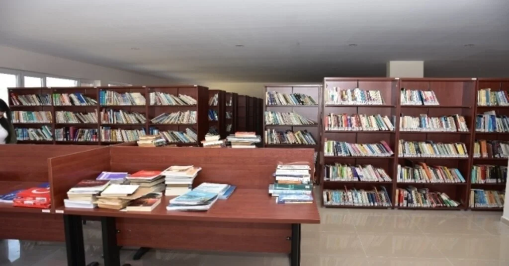 Başkan Alıcık Kütüphane Haftasını Kutladı