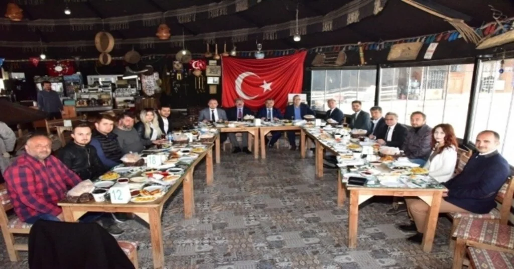 Başkan Can, Basın Mensuplarıyla Kahvaltıda Buluştu