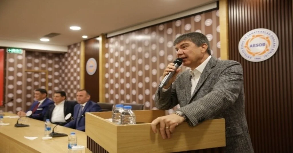 Başkan Türel:  Servisçilikte Çift Tarife, Özel Okul Ayrı, Devlet Okulları Ayrı Tarife Olmaz. Vatandaşın Tarifesi Tek Olur.