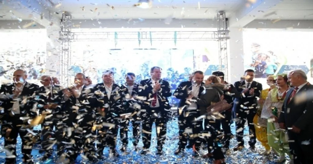 Bucanın Yeni Kent Merkezi Buca Çarşı Törenle Hizmete Girdi