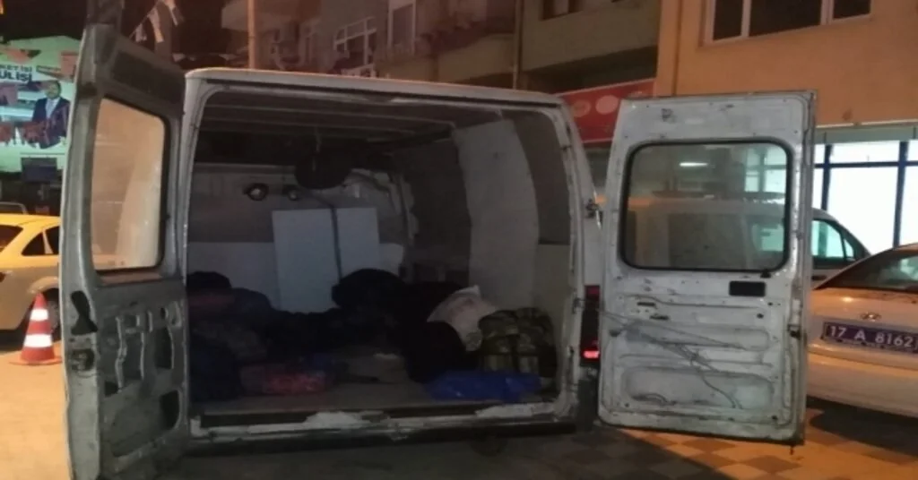 Çanakkalede 34 Mülteci Yakalandı