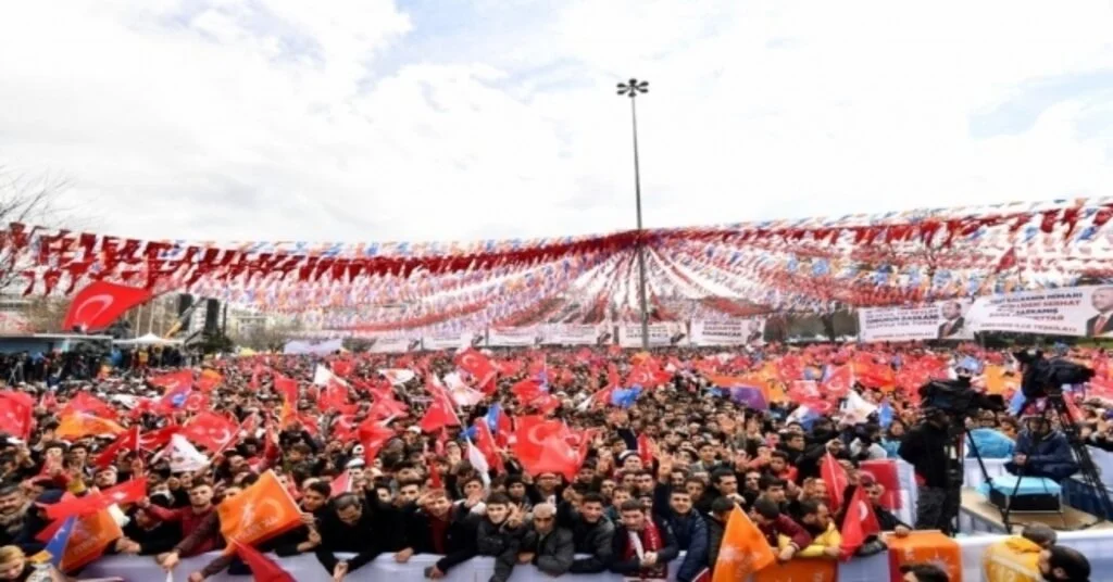 Cumhurbaşkanı, Büyükşehir Projelerinden Övgüyle Bahsetti