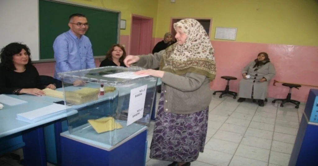 Denizlide Oy Kullanma İşlemi Başladı