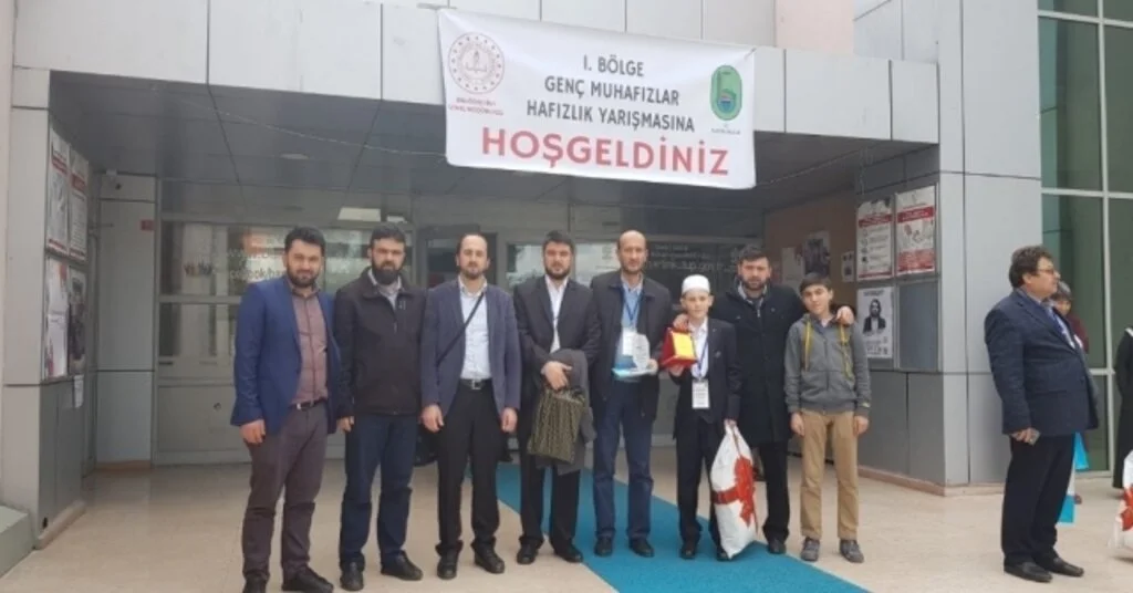 Devrekli Hafız Bölge 3.oldu