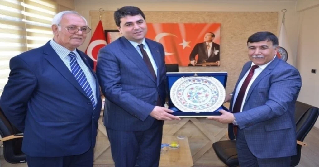 Dp Genel Başkanı Gültekin Uysaldan Başkan Mustafa Kocaya Destek Ziyareti