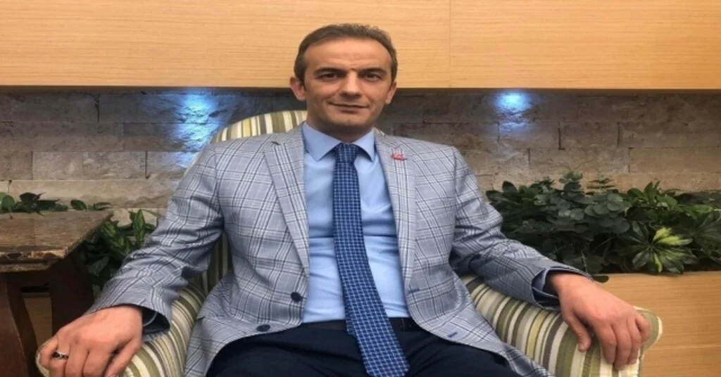 Dr. Fatih Kacıroğlu: “14 Mart Beka İçin Mücadelenin Bayrağıdır”