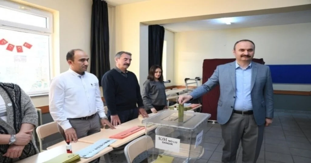 Edirnede Oy Verme İşlemi Başladı