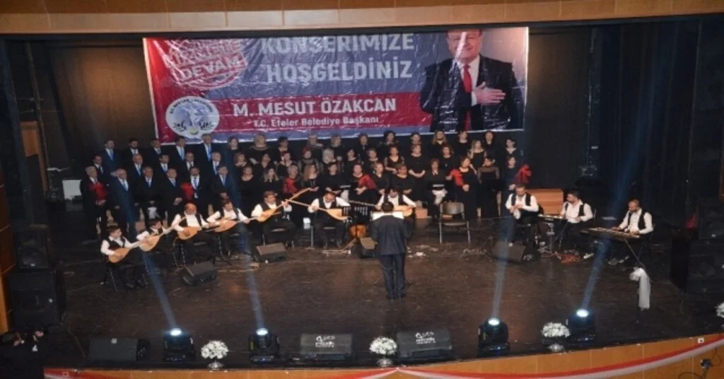 Efeler Belediyesi Thm Korosu Mest Etti