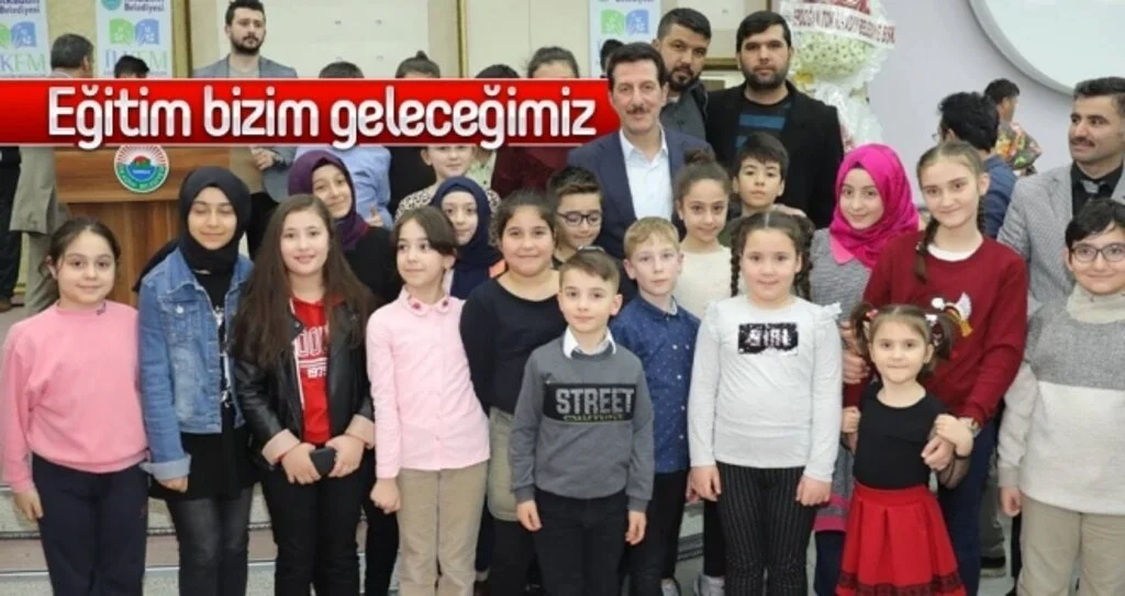 Eğitim bizim geleceğimiz 