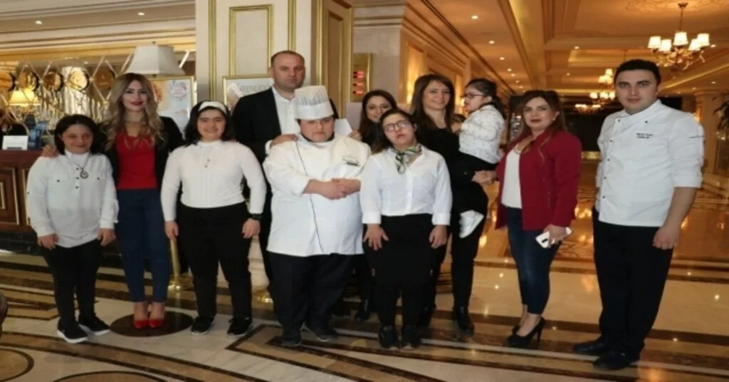 Elite World Van Hotel Den Down Sendromlulara Anlamlı Destek