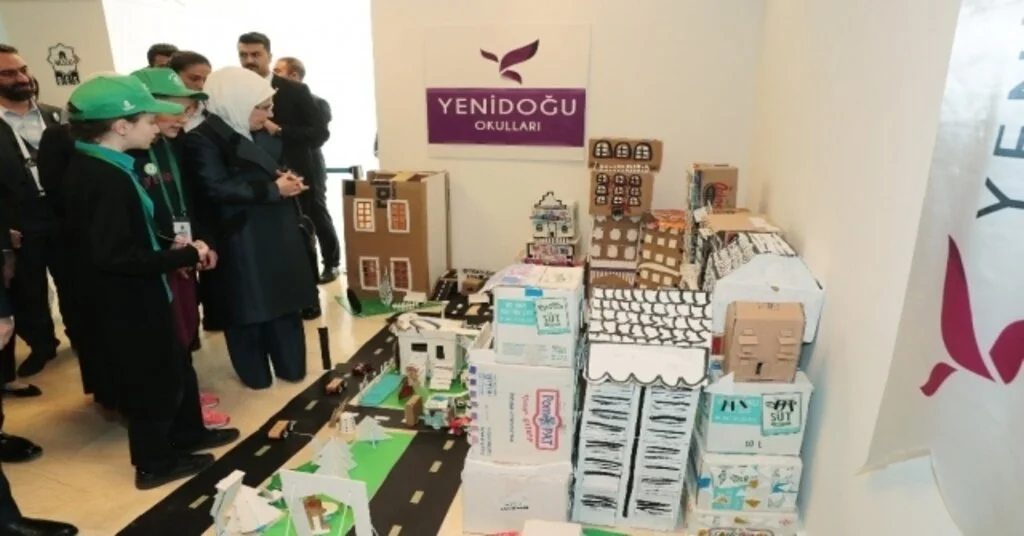 Emine Erdoğan: Bir Buçuk Yıl İçinde Sıfır Atık Projesi Kapsamında 42 Milyon Ağacın Kesilmesi Önlendi”