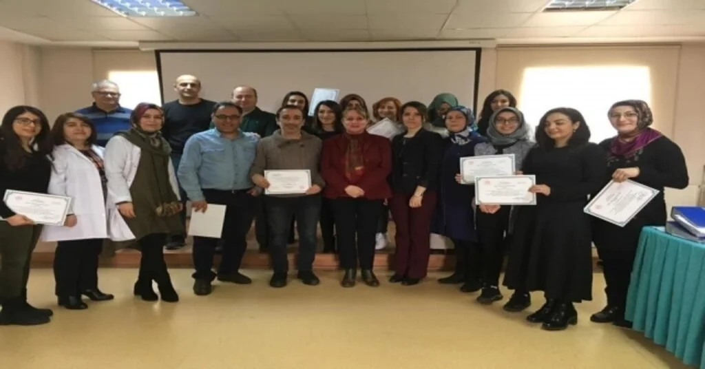 Erzincanda Sağlık Personeline Üreme Eğitimi Verildi