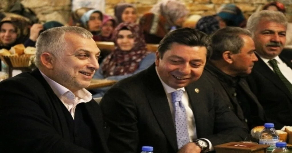 Eski Ak Parti Milletvekili Külünk Kırşehirde Gençlerle Bir Araya Geldi