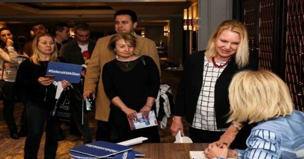 “Gelecekteki Sen” Etkinliğine Milli Eğitim Bakanı Selçuk Da Katıldı