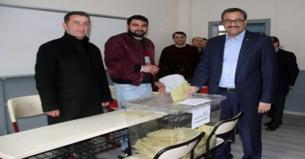 Giresunda 15 İlçe 8 Beldede Bin 400 Sandıkta Oy Kullanılıyor