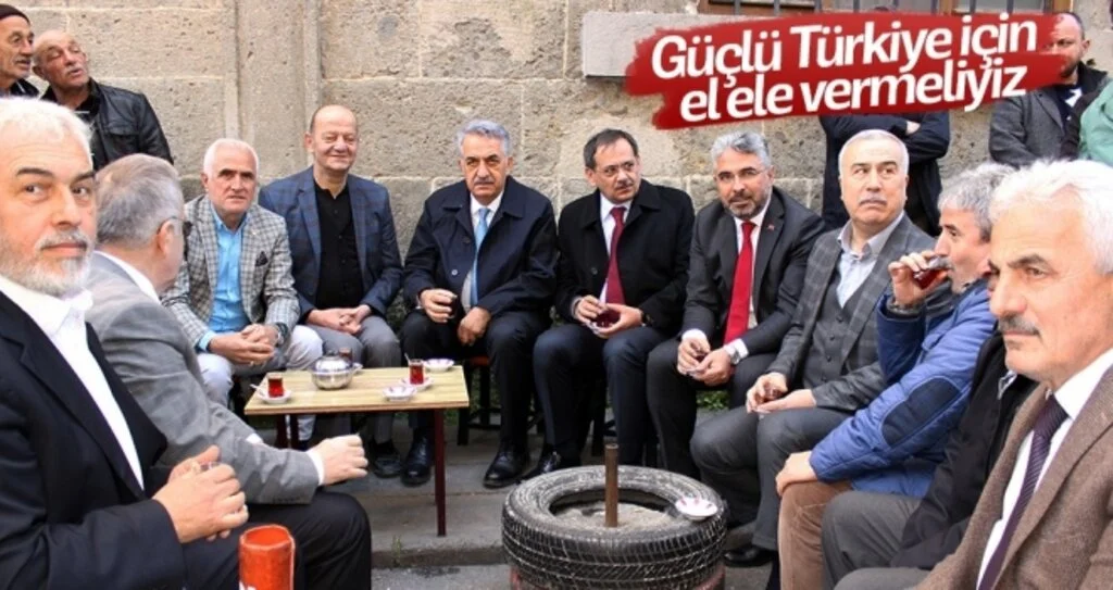 Güçlü Türkiye için el ele vermeliyiz