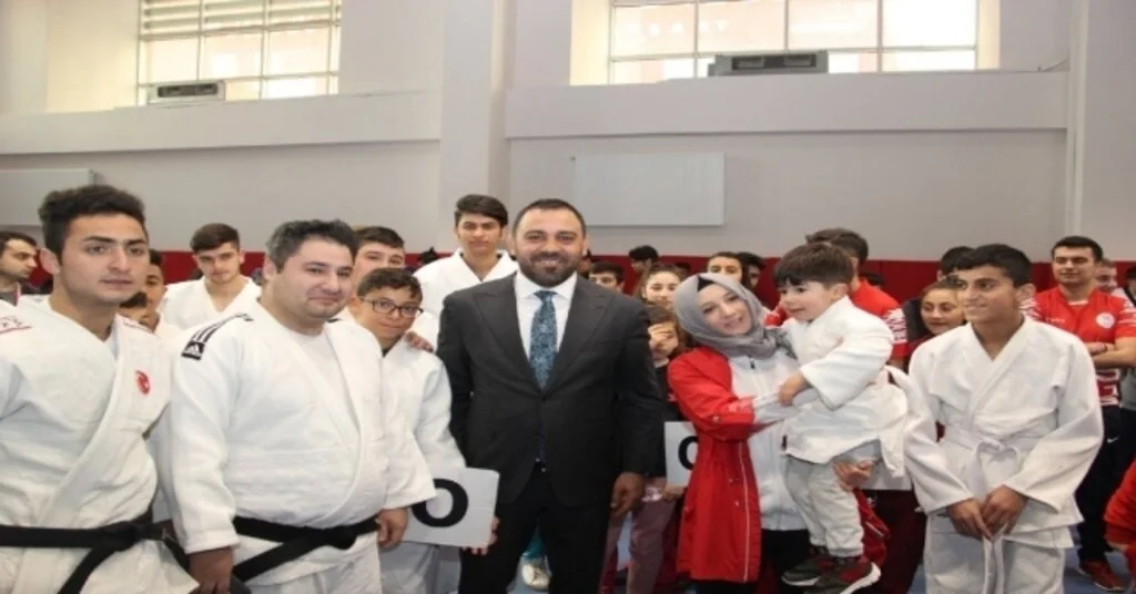 Hamza Yerlikaya: Hedefimiz Gençliğin Sporunu Dizayn Edebilmek