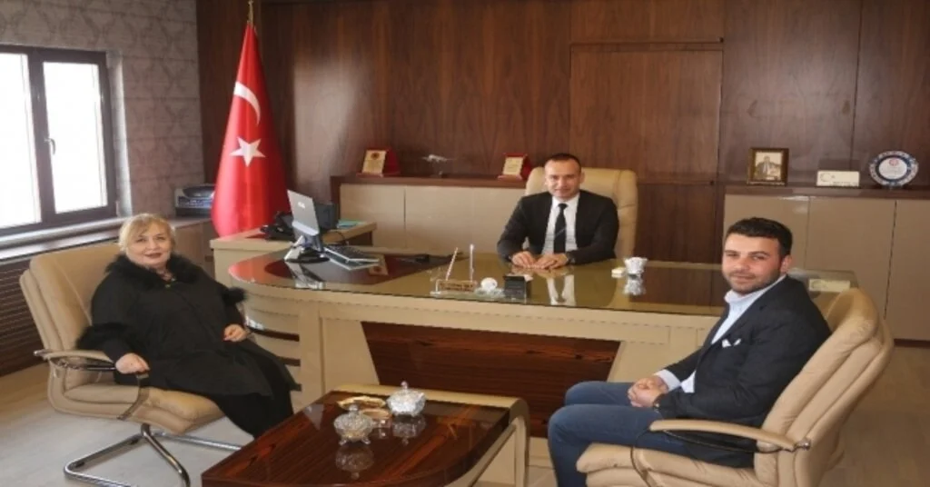 İbrahim Çeçen Vakfı Müdürü Dinçerden Milli Eğitim Müdürü Tekine Ziyaret
