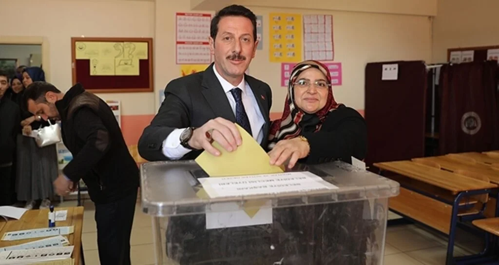 İlkadım Belediye Başkanı ve Cumhur İttifakı AK Parti İlkadım Belediye Başkan Adayı Erdoğan Tok Oyunu Kullandı