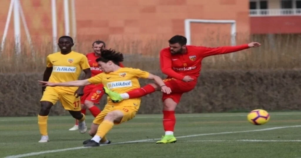 İm. Kayserispor, U21 Takımı İle Yaptığı Hazırlık Maçını 5-2 Kazandı