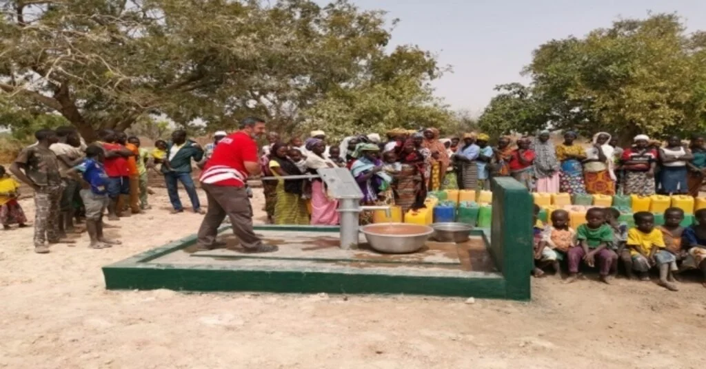 İnsani Yardım Organizasyonu Wefa Burkina Fasoda Yardıma Muhtaç Aileleri Sevindirdi