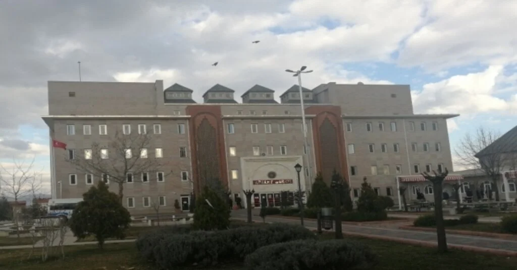 Ispartadaki Suç Örgütü Davası Görülmeye Başlandı