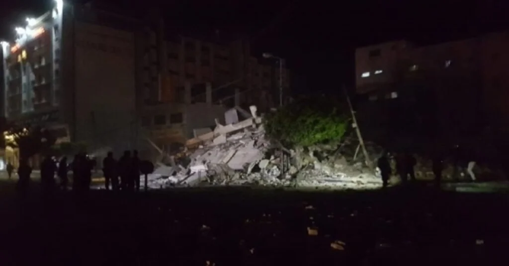 İsrailin Gazzeye Saldırısı Sürüyor