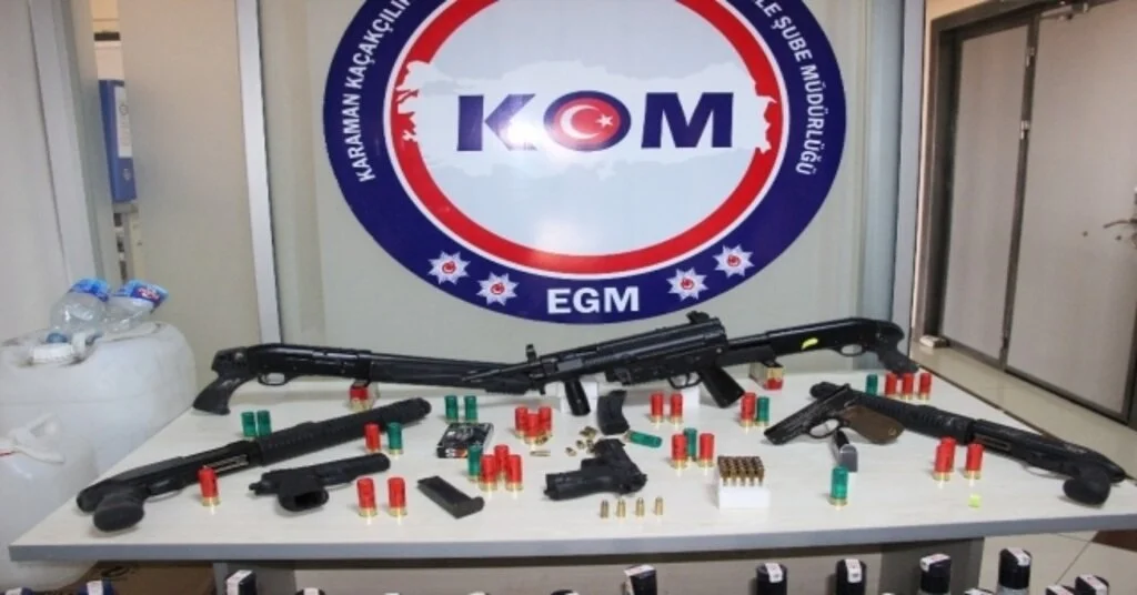 Karamanda 6 Kişi Örgüt Kurmak Gerekçesi İle Tutuklandı