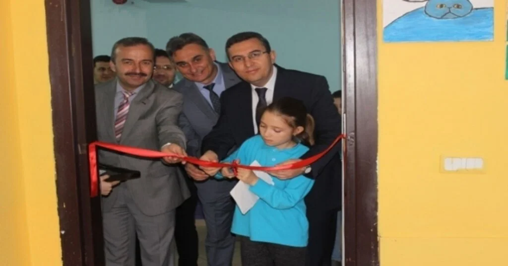 Karapınar Abdullah Güpgüpoğlu Ortaokulunda Sanat Atölyesi Açıldı