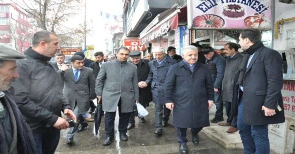 Karsta Ak Parti Milletvekillerinin Cumhur İttifakı Adayına Destek Çalışmaları Sürdürüyor