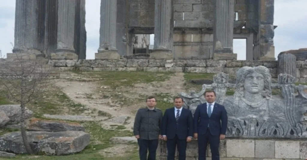 Kaymakamlar Antik Kentte Buluştular