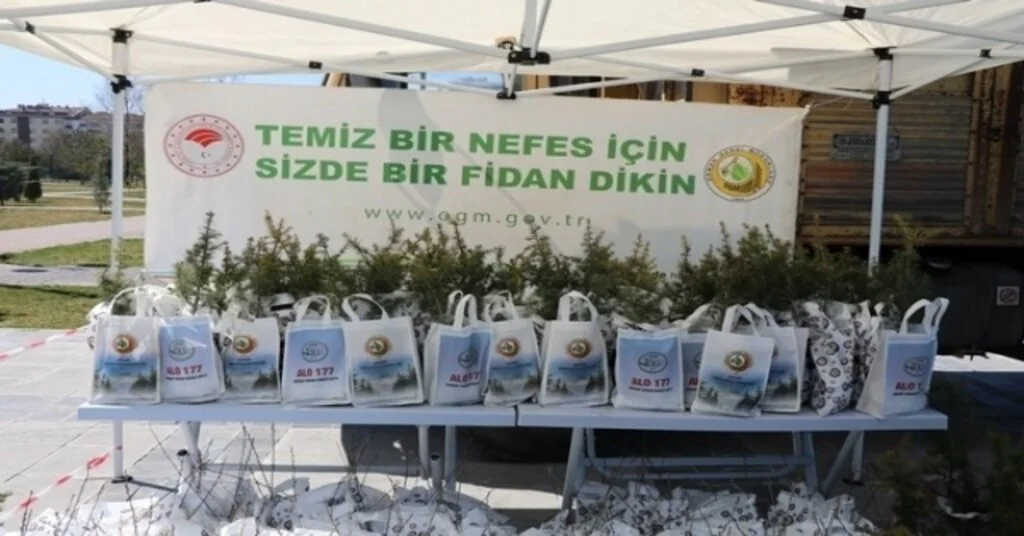 Kayseri Orman Bölge Müdürlüğü 10 Bin Fidan Dağıttı