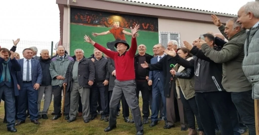 Kazım Kurttan Amigo Orhana Büyük Vefa