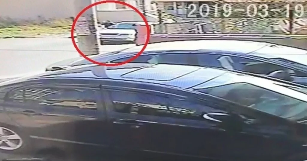 Kocaelide Aranması Olan Şahıs, Polise Ateş Ederek Kaçarken Vurularak Öldürüldü