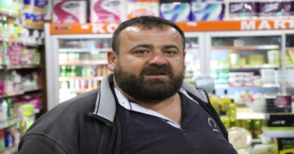 Köpeği Kalp Masajı Ve Suni Teneffüs İle Hayata Döndürdü
