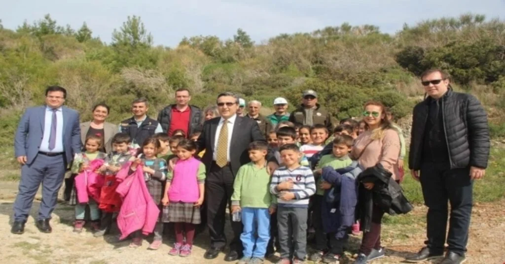 Kuşadasında Adalet Ormanı İçin Fidan Dikimi Yapıldı