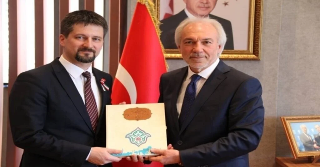 Macar Büyükelçisi Başkan Saraçoğlunu Ziyaret Etti