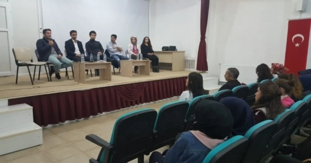 Malazgirtte ‘Mesleki Kariyer Günleri Etkinliği